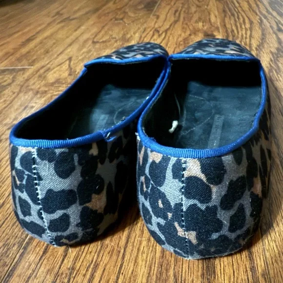 Gap Gray and Brown Animal Print Flats Size 8 - Picture 7 of 7